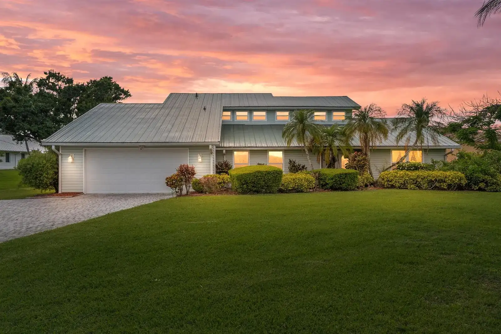 2415 NW Cove View, Stuart FL 34994 photo 2