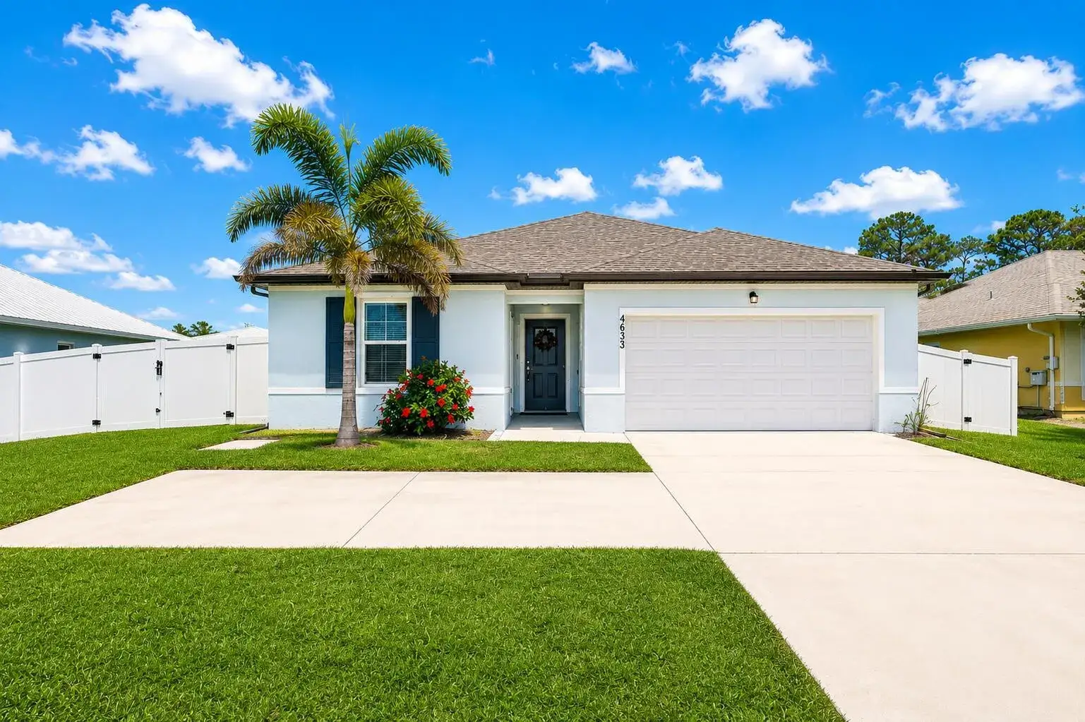 4633 SW Savona Boulevard, Port St. Lucie FL 34953
