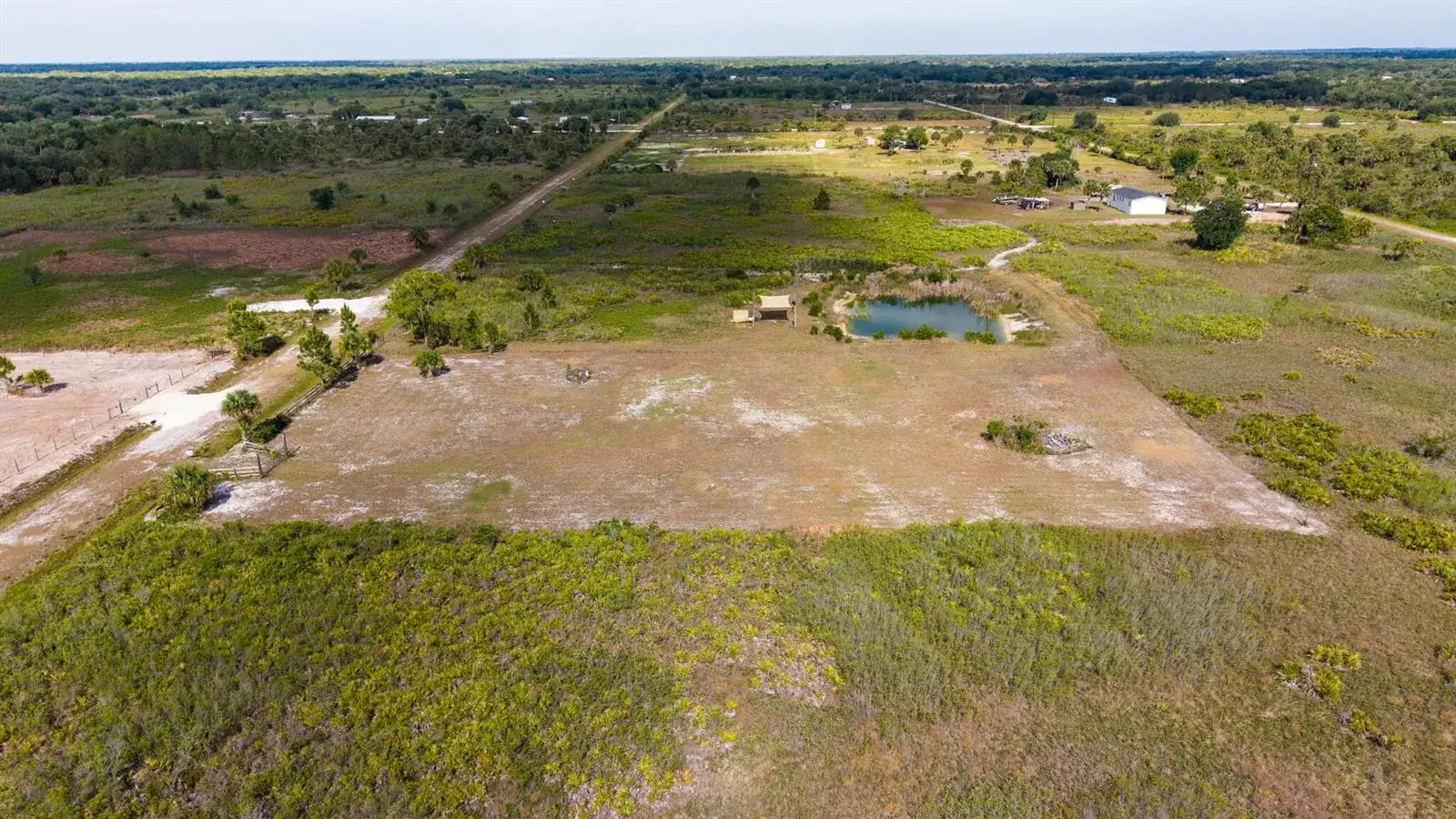21228 NW 280th Street, Okeechobee FL 34972 photo 2