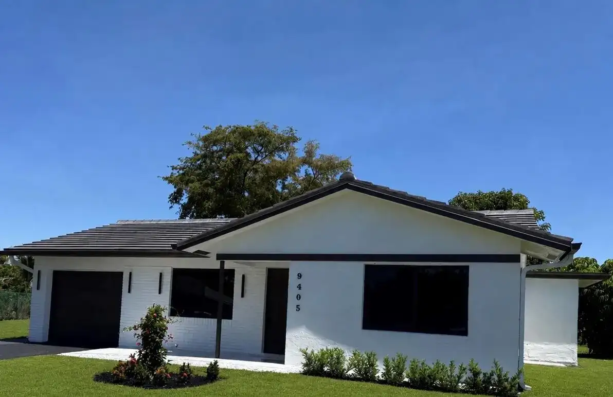 9405 NW 74th Street, Tamarac FL 33321 photo 2