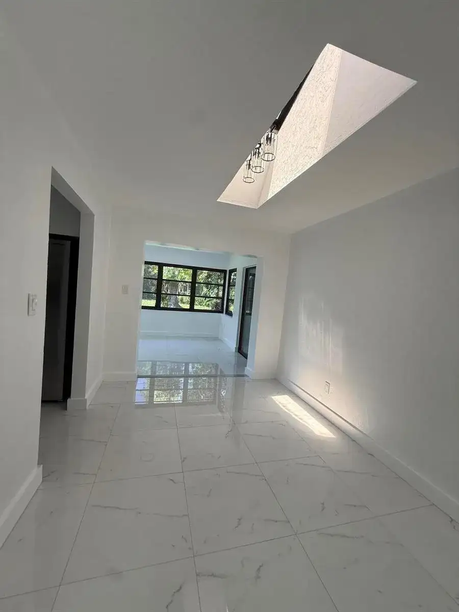 9405 NW 74th Street, Tamarac FL 33321 photo 3