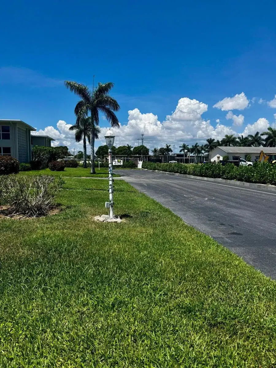 310 N North Boulevard # 2a, Boynton Beach FL 33435 photo 3