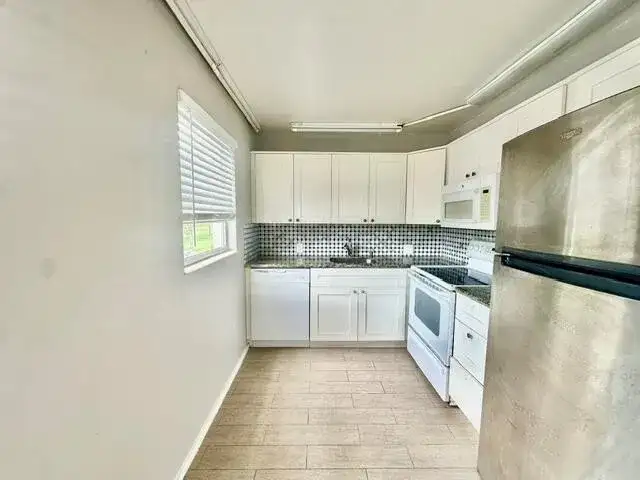 99 Brighton C, Boca Raton FL 33434 photo 4