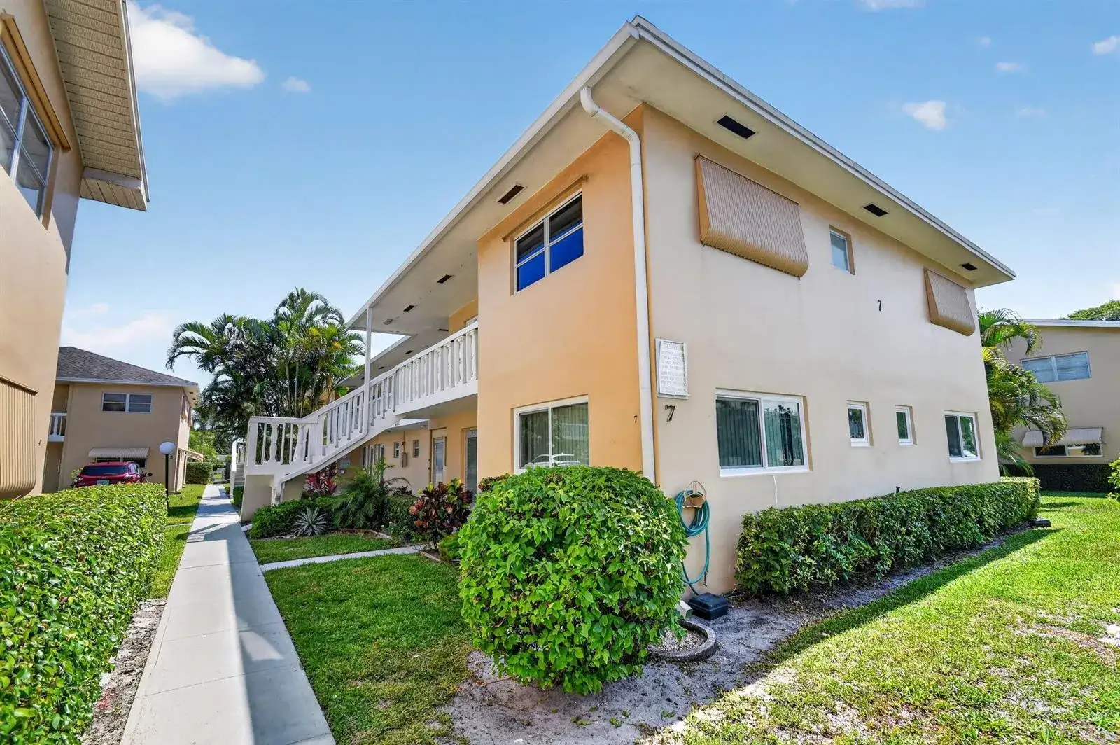 2111 NE 1st Court # 204, Boynton Beach FL 33435 photo 4