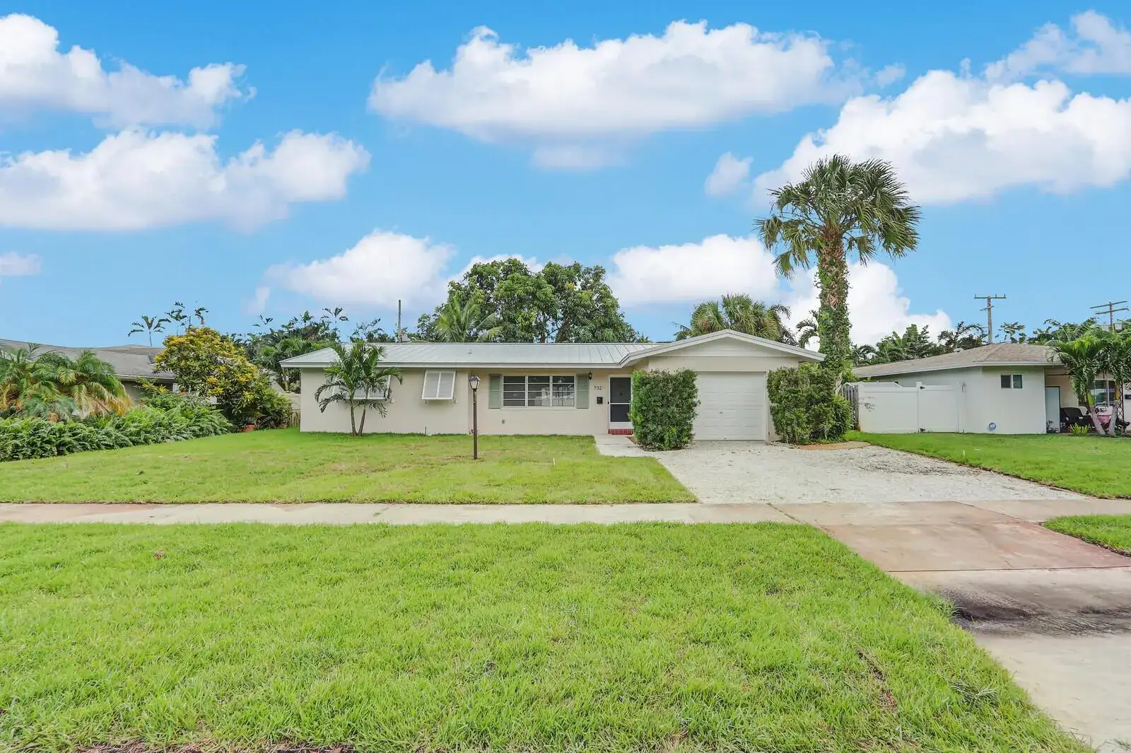 732 Pelican Way, North Palm Beach FL 33408 photo 2