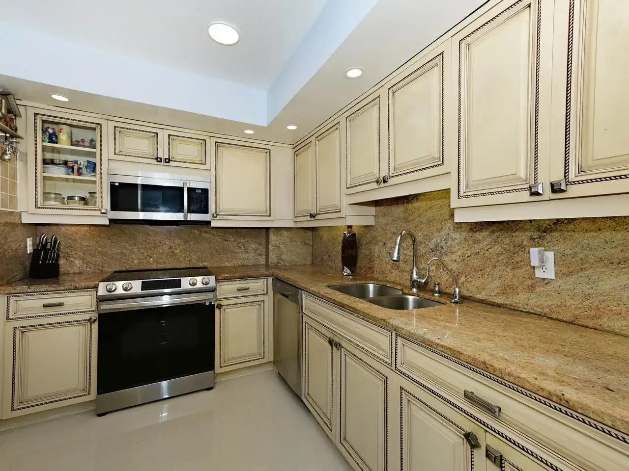 3450 S Ocean Boulevard # 308, Palm Beach FL 33480 photo 5