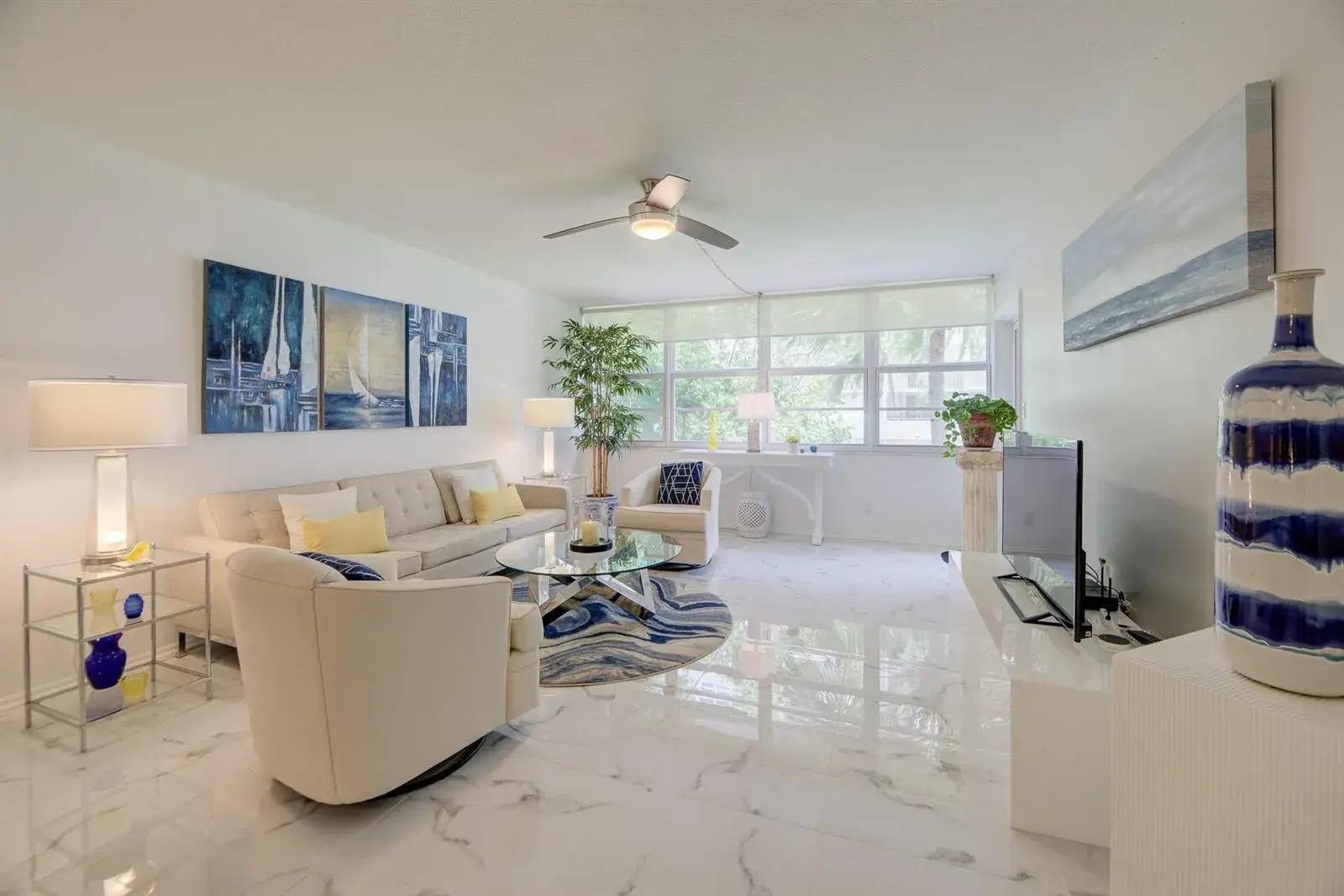 1160 N Federal Highway # 215, Fort Lauderdale FL 33304