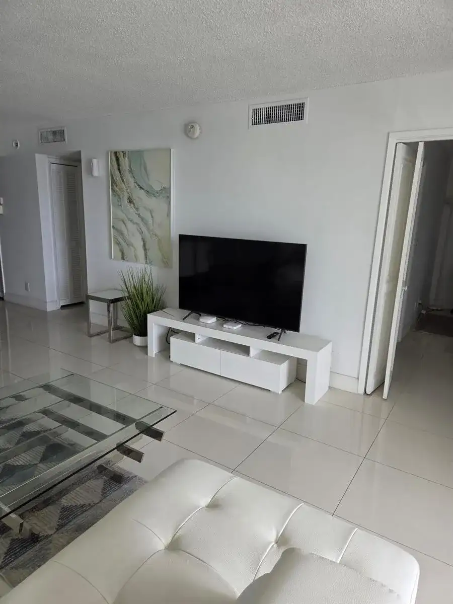 3091 N Course Drive # 208, Pompano Beach FL 33069 photo 4