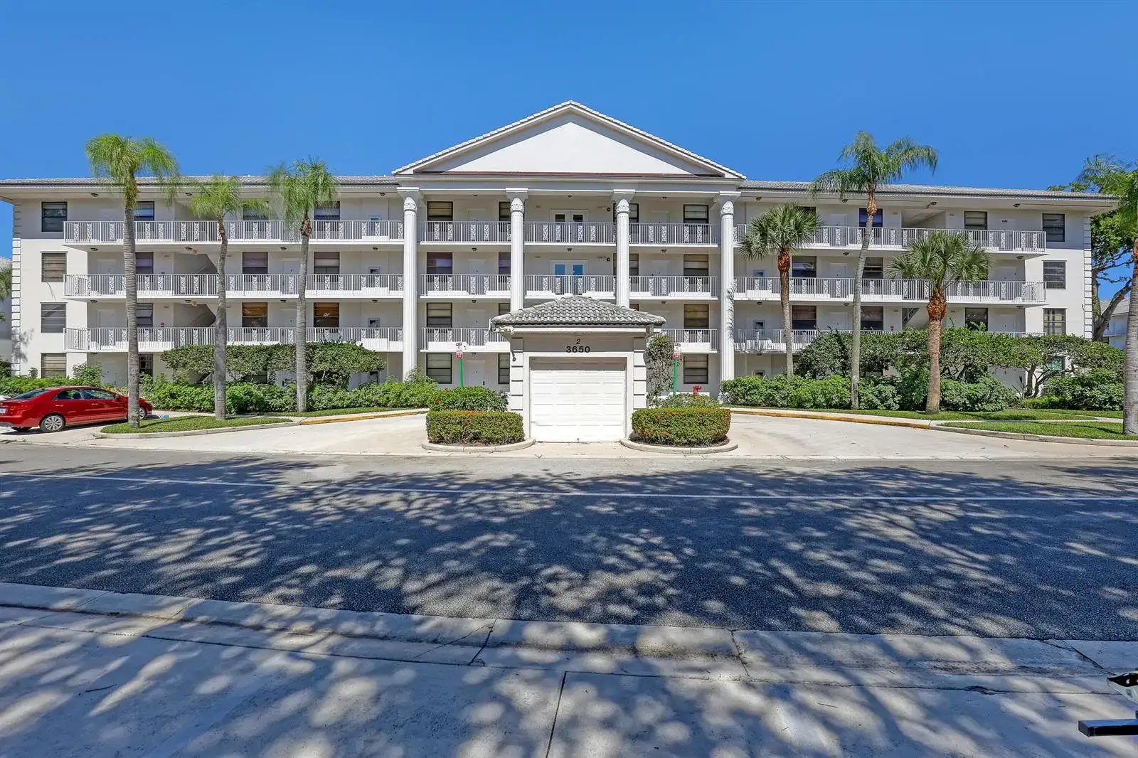3650 Whitehall Drive # 201, West Palm Beach FL 33401 photo 2