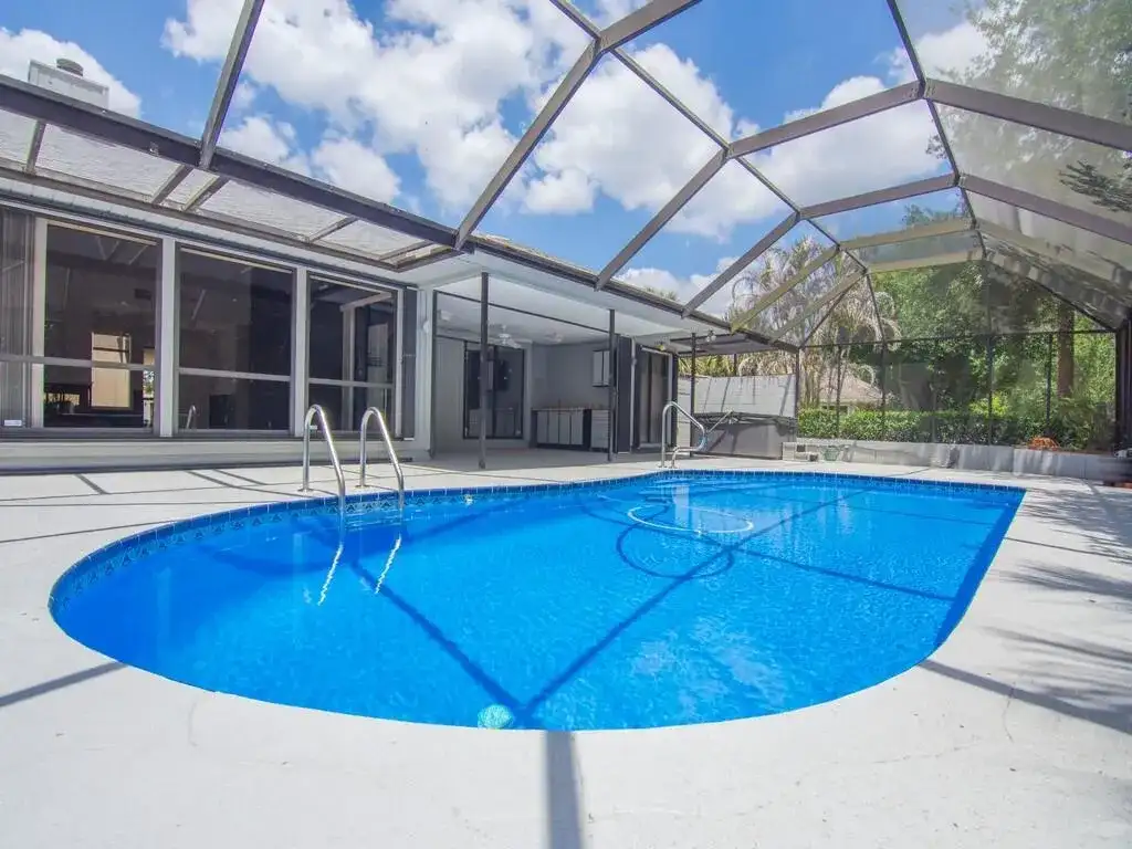 1070 47th Avenue SW, Vero Beach FL 32968 photo 2