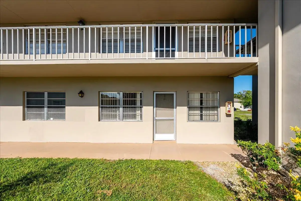 28 Lake Vista Trail # 105, Port St. Lucie FL 34952 photo 3