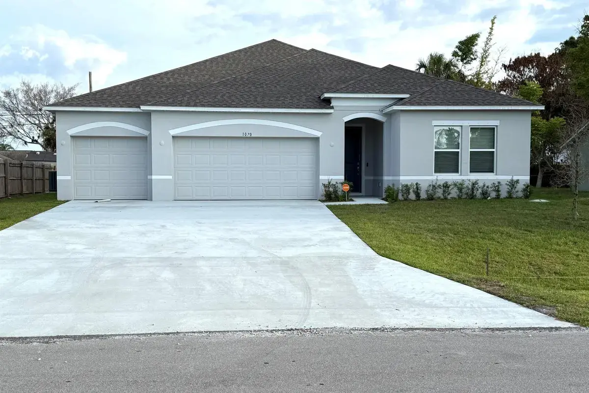 1070 SW Versailles Avenue, Port St. Lucie FL 34953