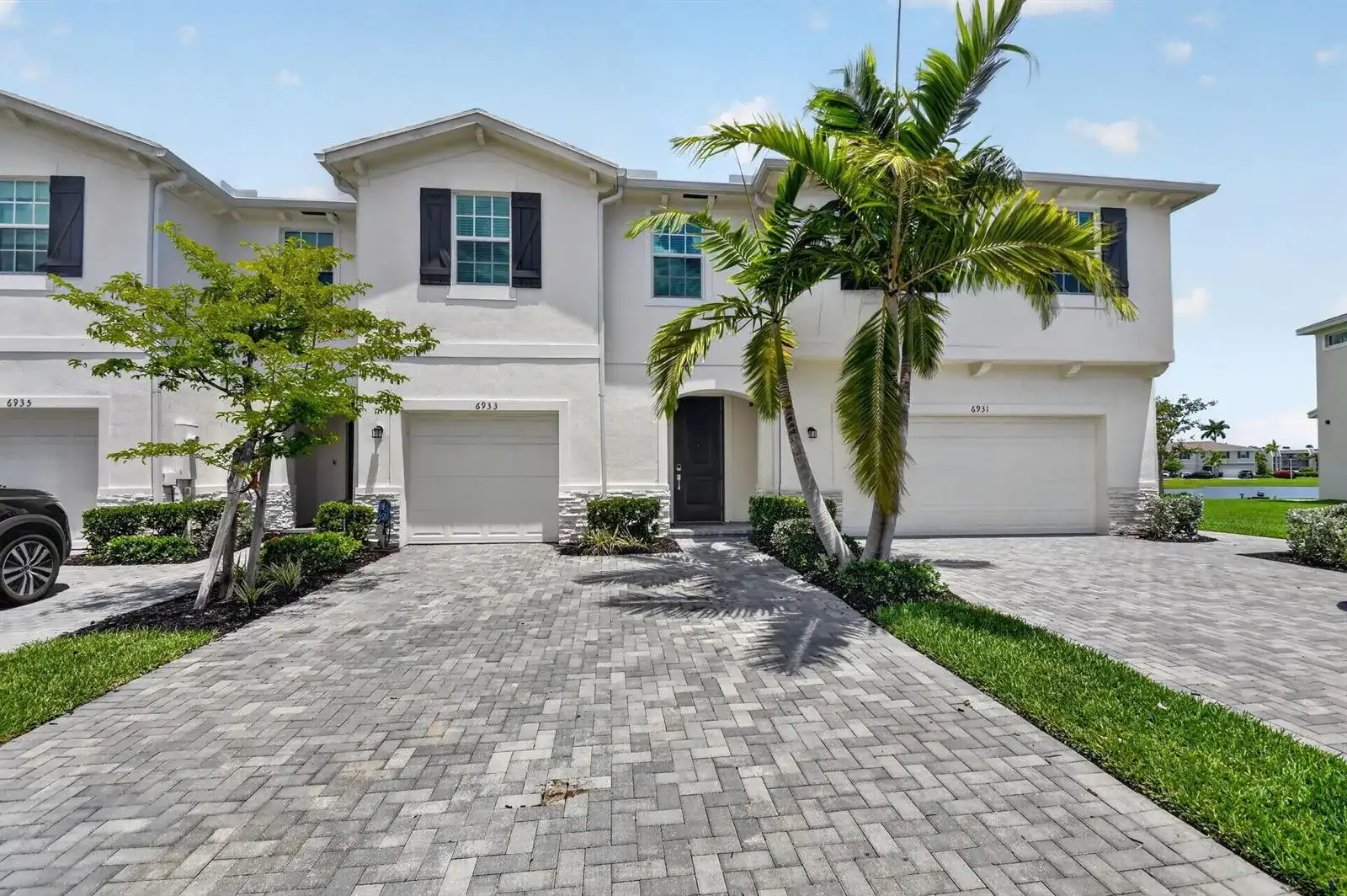 6933 N Harbours Edge Avenue, Lake Worth FL 33467