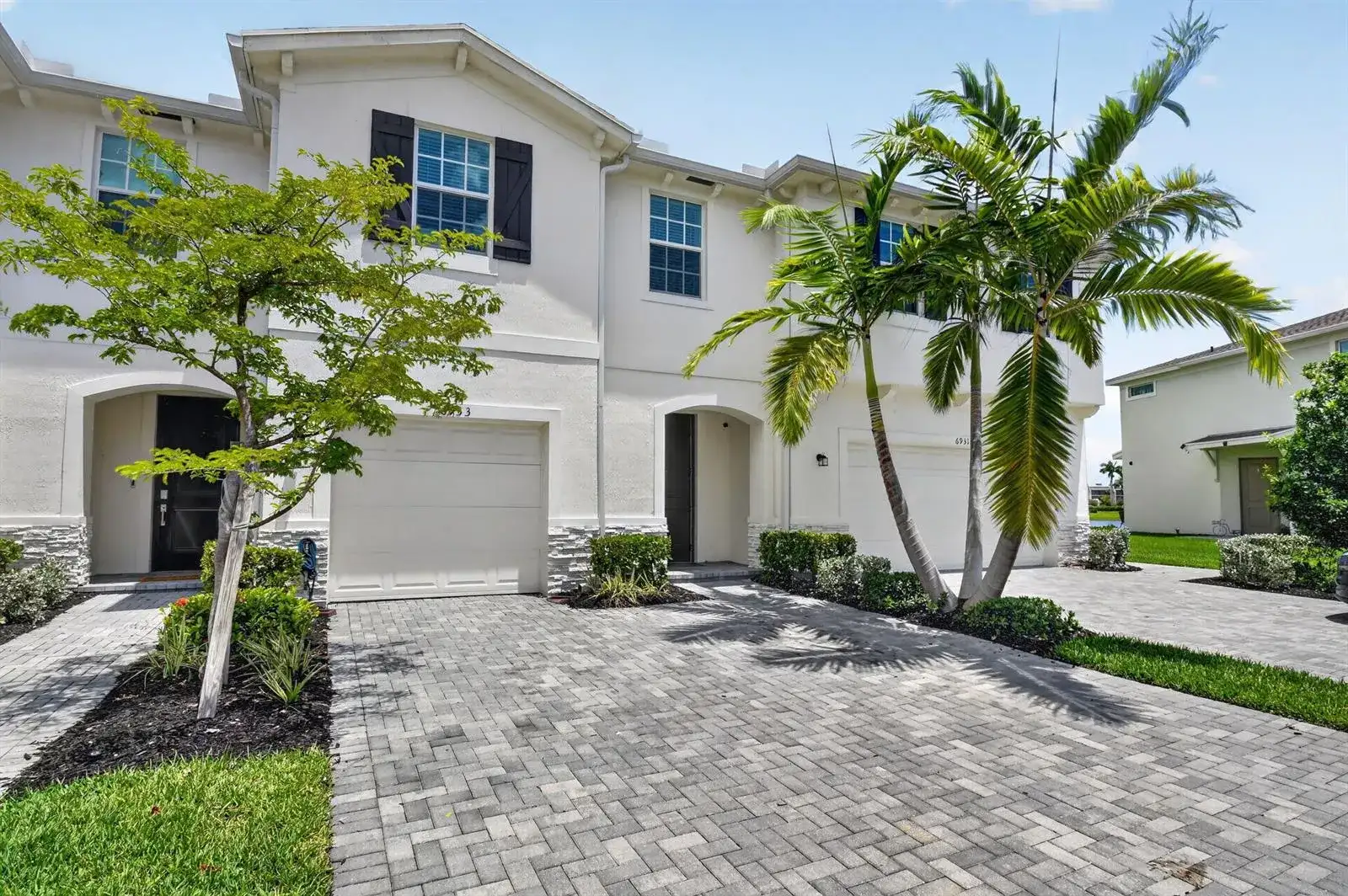 6933 N Harbours Edge Avenue, Lake Worth FL 33467 photo 2
