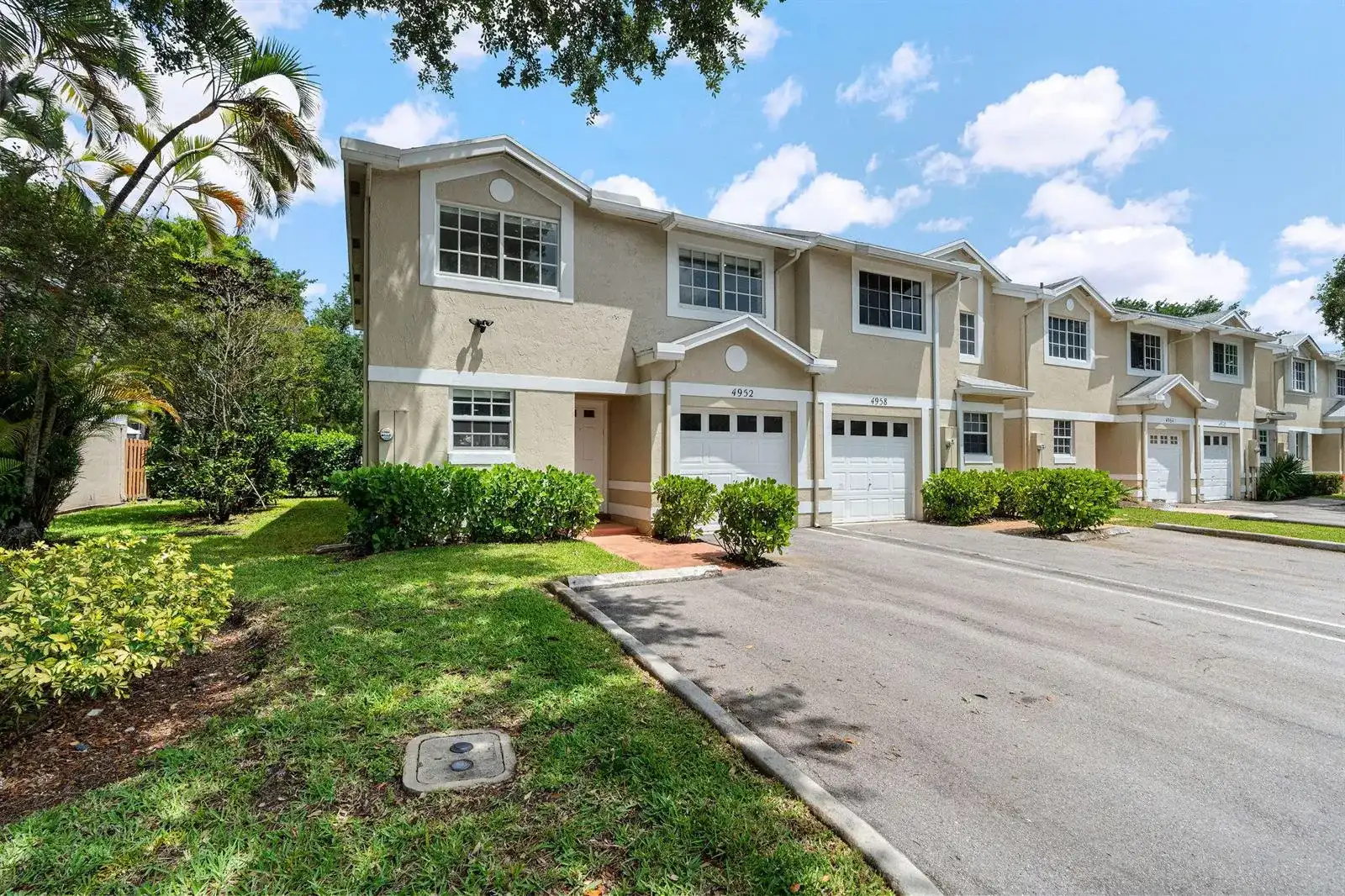 4952 SW 122nd Terrace, Cooper City FL 33330
