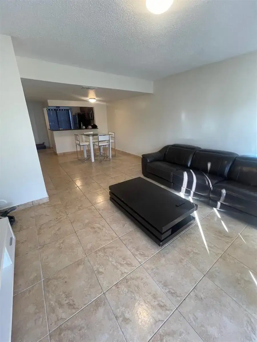 3910 NW 90th Avenue # 3910, Sunrise FL 33351 photo 4