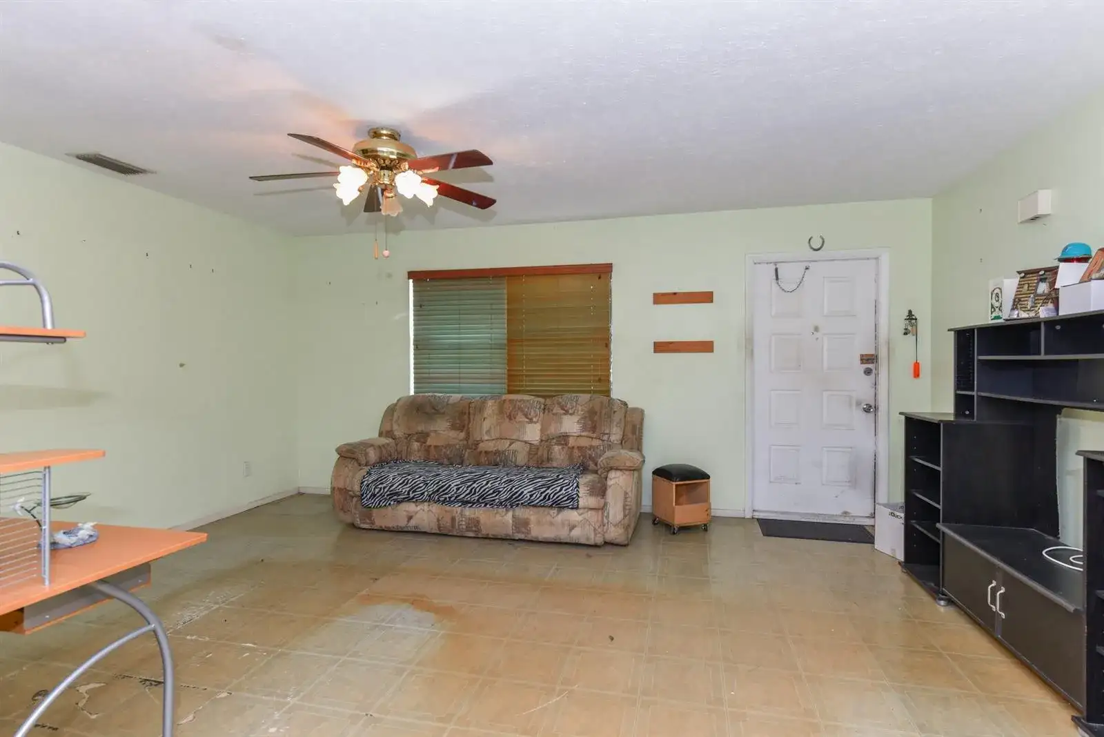 915 SW John Maccormack Terrace, Port St. Lucie FL 34953 photo 5