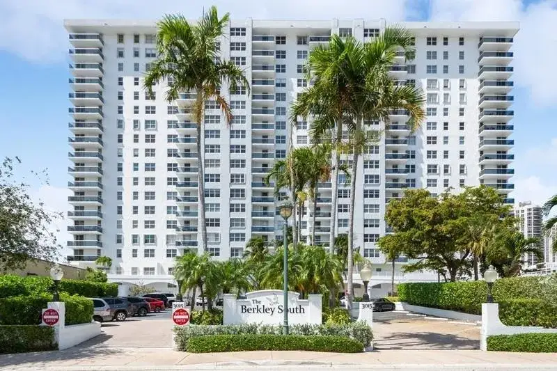 3015 N Ocean Boulevard # A, Fort Lauderdale FL 33308