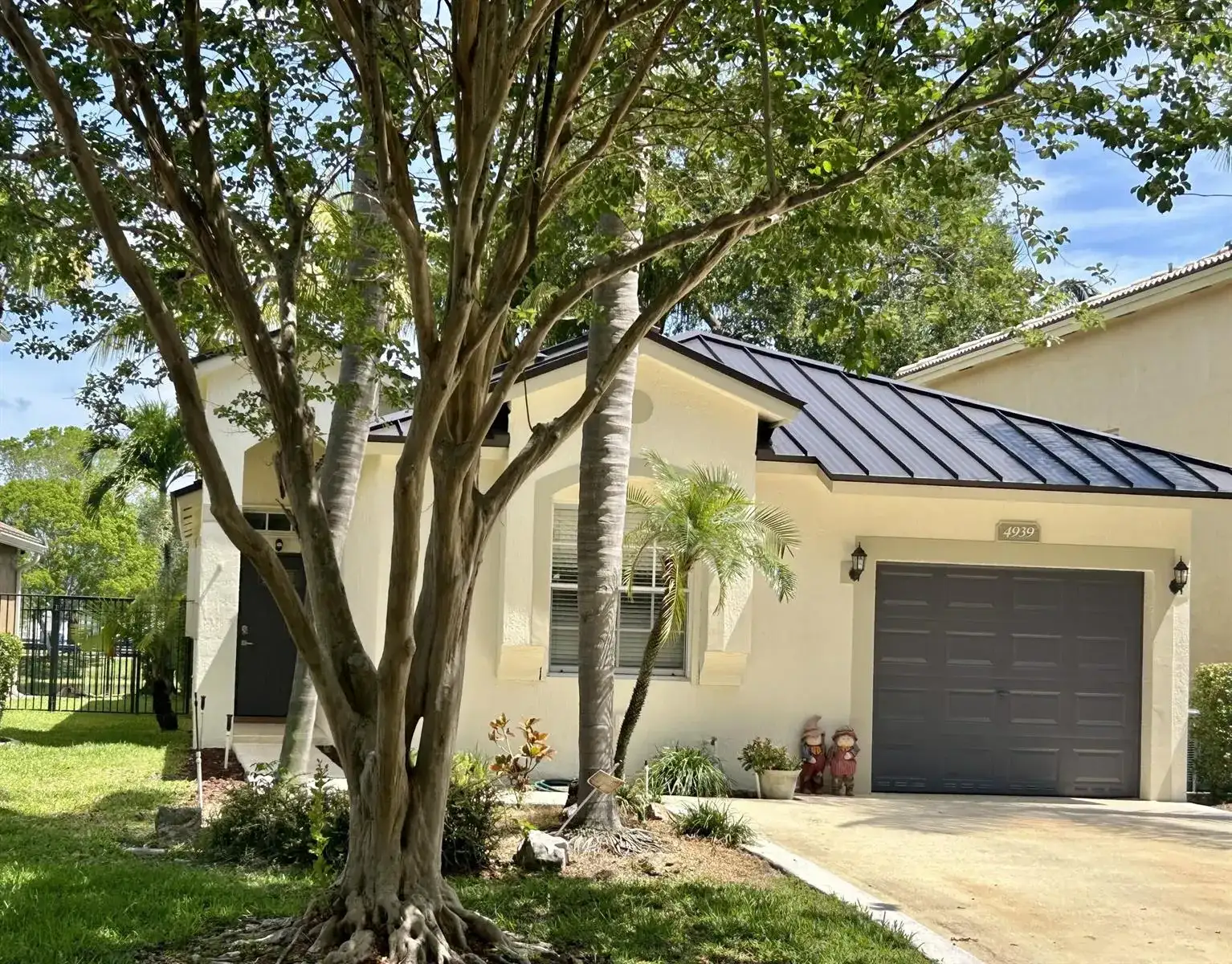 4939 Pelican Street, Coconut Creek FL 33073 photo 2