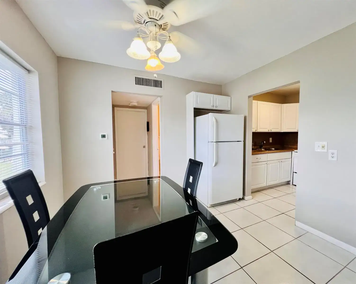 165 Coventry G, West Palm Beach FL 33417 photo 3