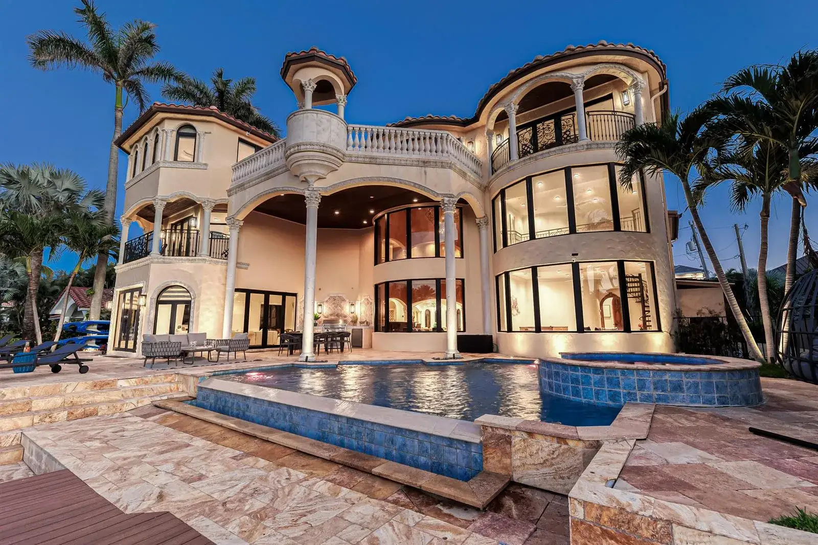 1011 Rhodes Villa Avenue, Delray Beach FL 33483