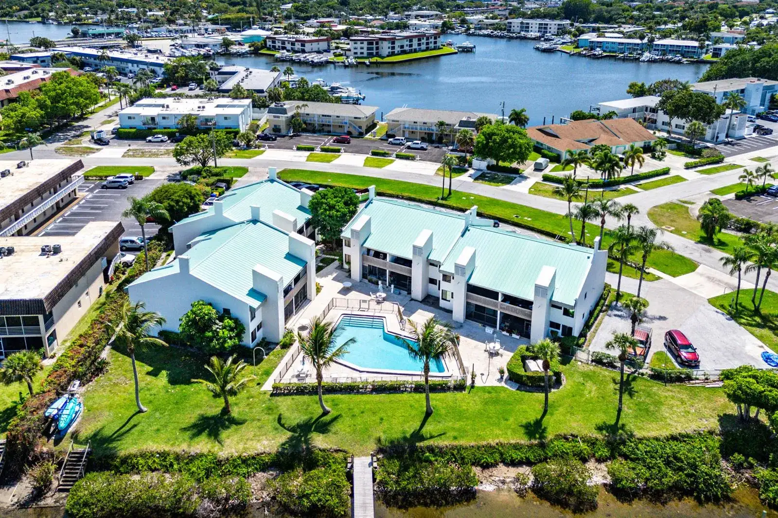 412 Southwind Drive # B2, North Palm Beach FL 33408 photo 2