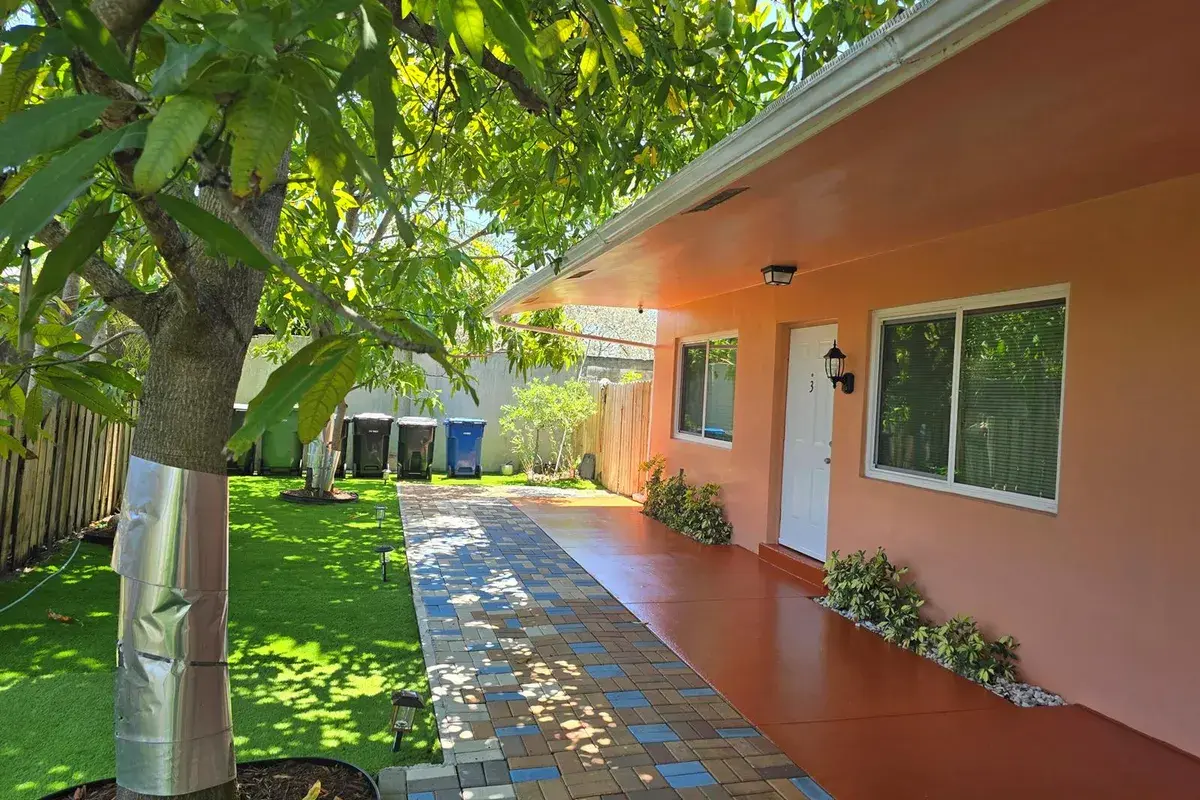 1448 Holly Heights Drive # 3, Fort Lauderdale FL 33304