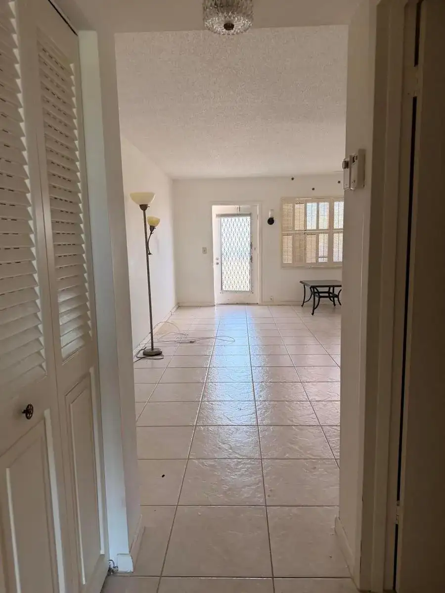 4074 Cornwall D, Boca Raton FL 33434 photo 3