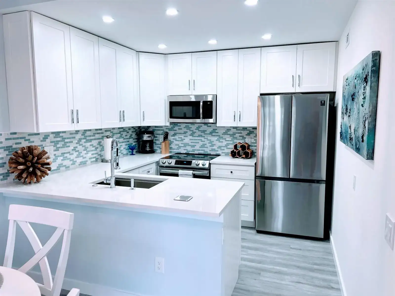 647 Waterside Drive, Hypoluxo FL 33462 photo 3