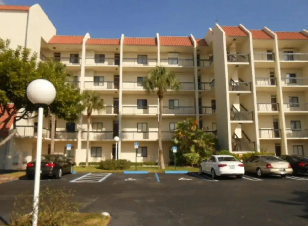 3000 Presidential Way # 404, West Palm Beach FL 33401 photo 2