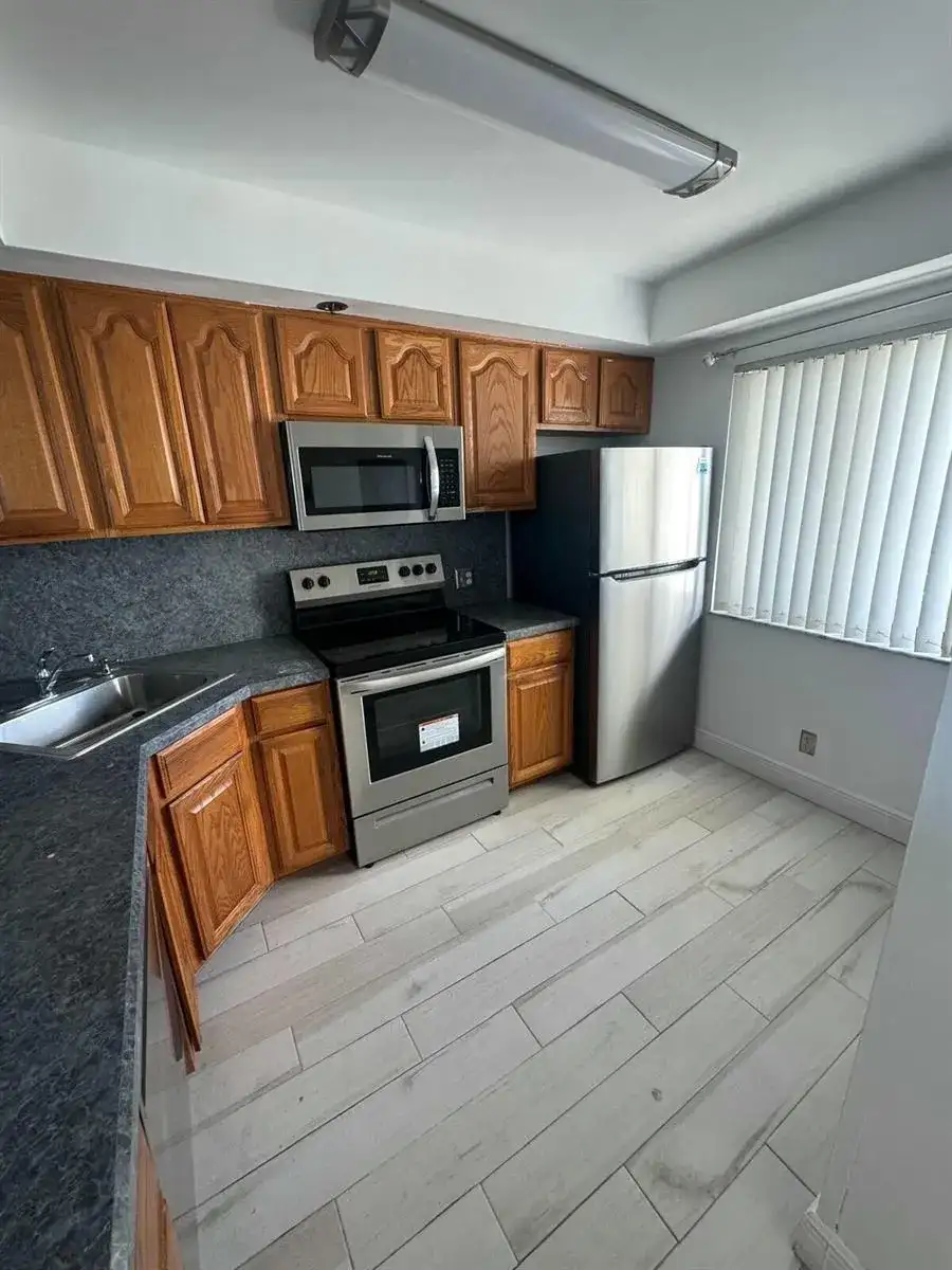 3000 Presidential Way # 404, West Palm Beach FL 33401 photo 3