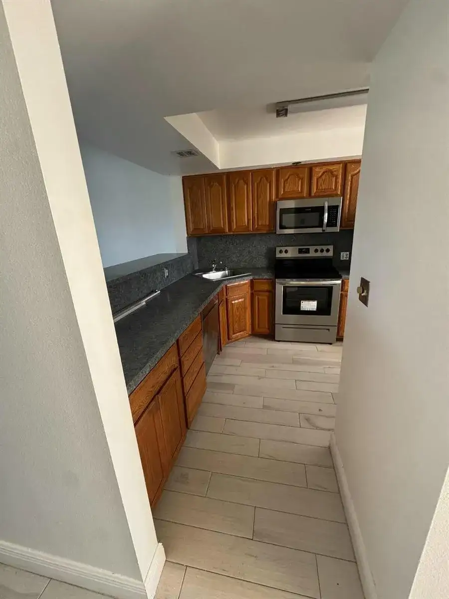 3000 Presidential Way # 404, West Palm Beach FL 33401 photo 4