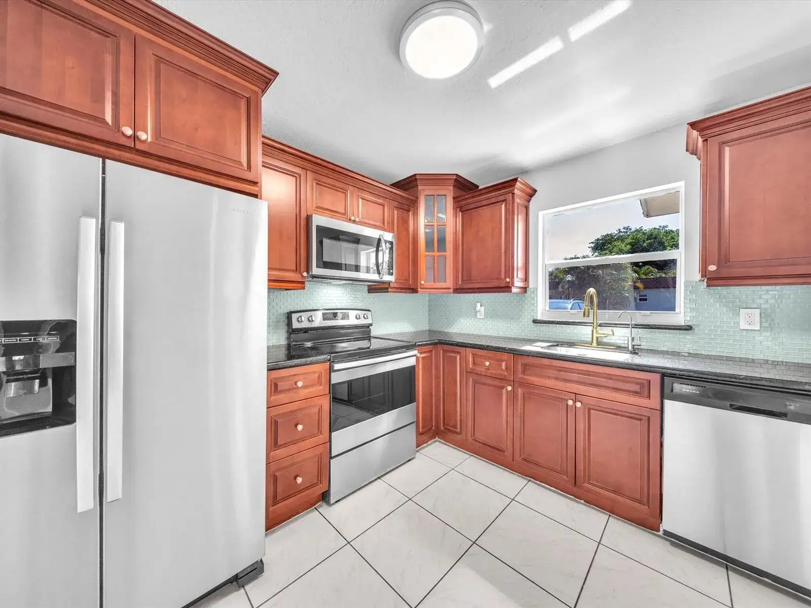 417 SW Natura Avenue # B, Deerfield Beach FL 33441 photo 5