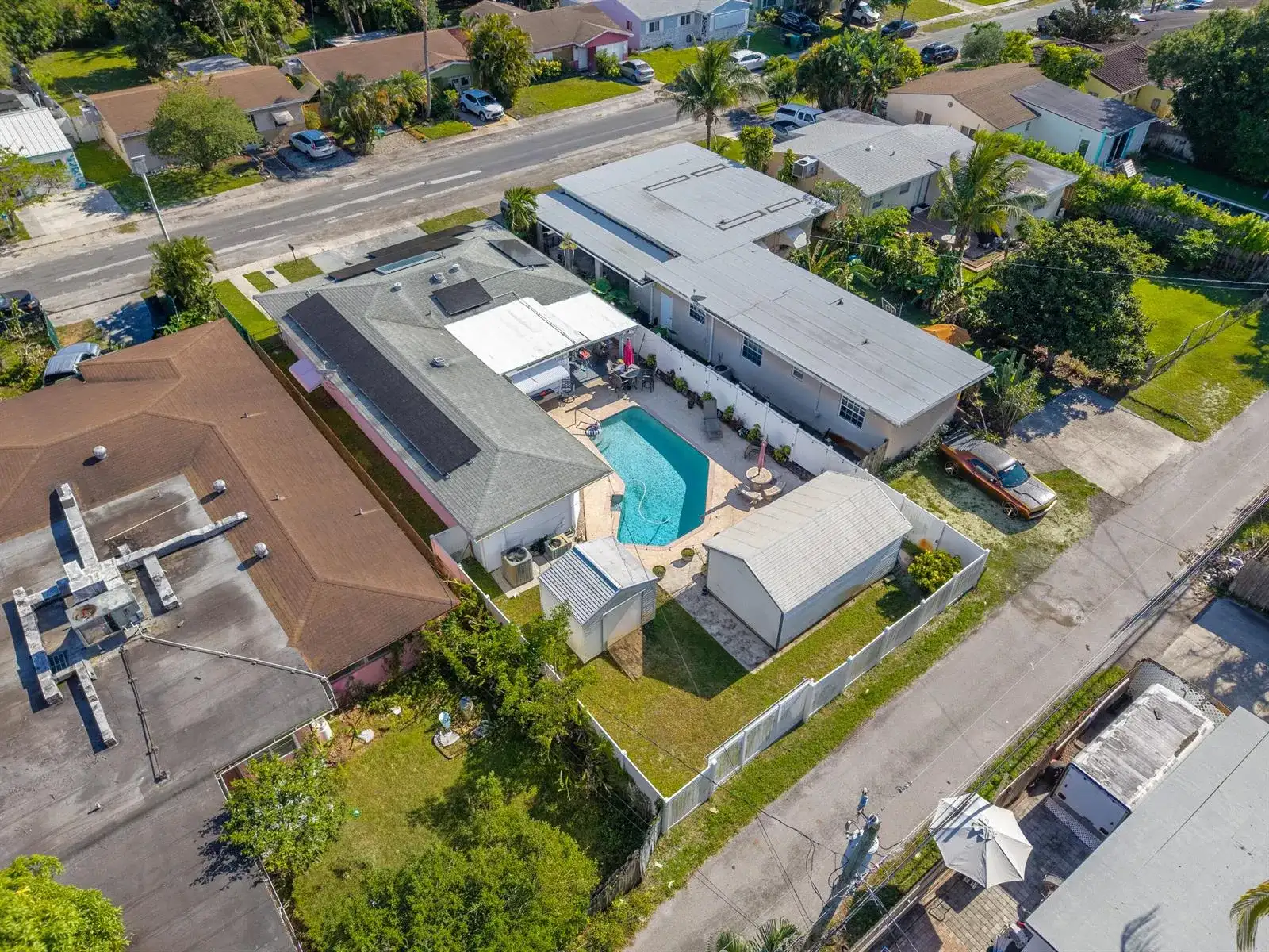 262 SW 8th Street, Dania Beach FL 33004 photo 3