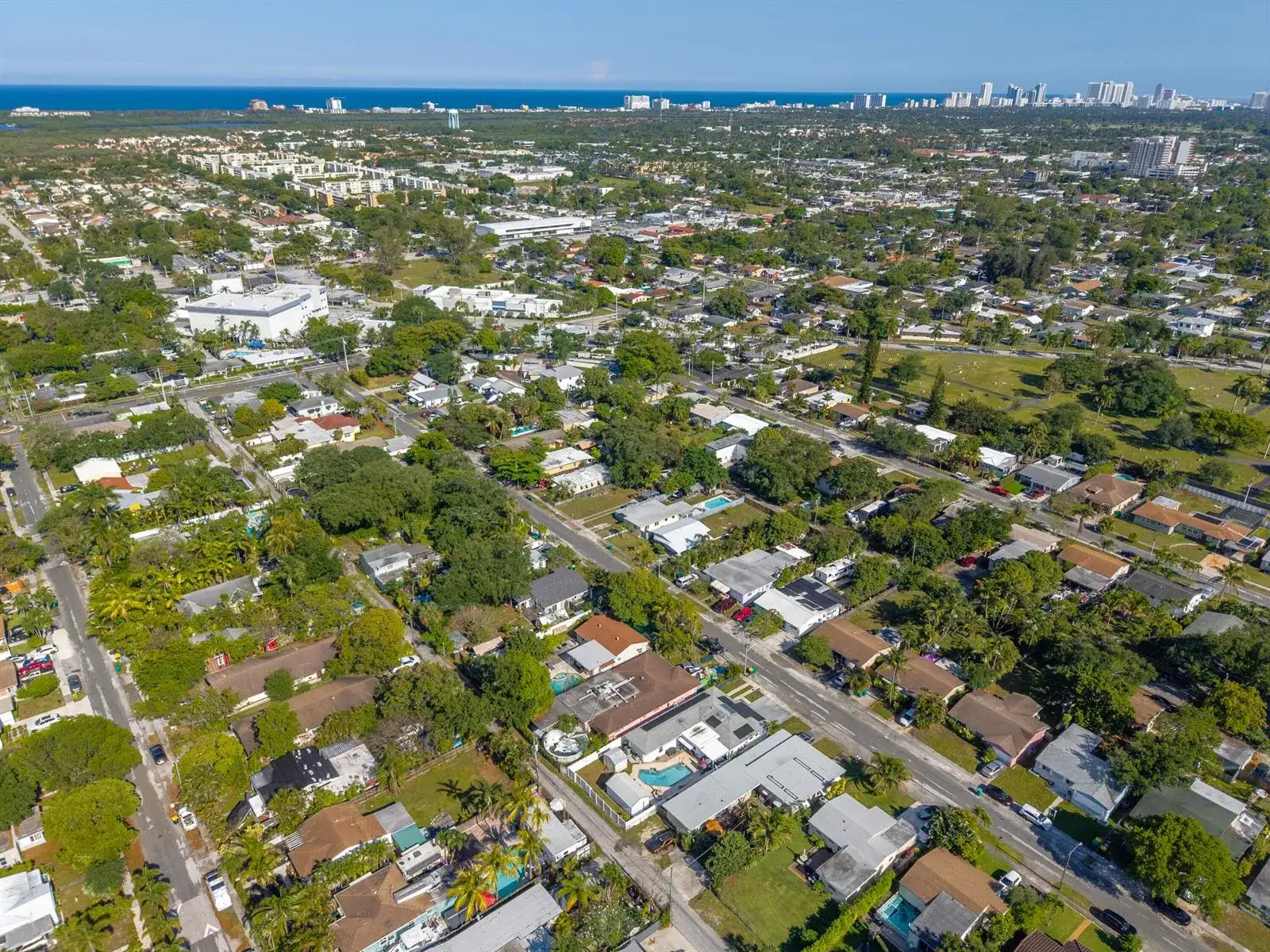 262 SW 8th Street, Dania Beach FL 33004 photo 5