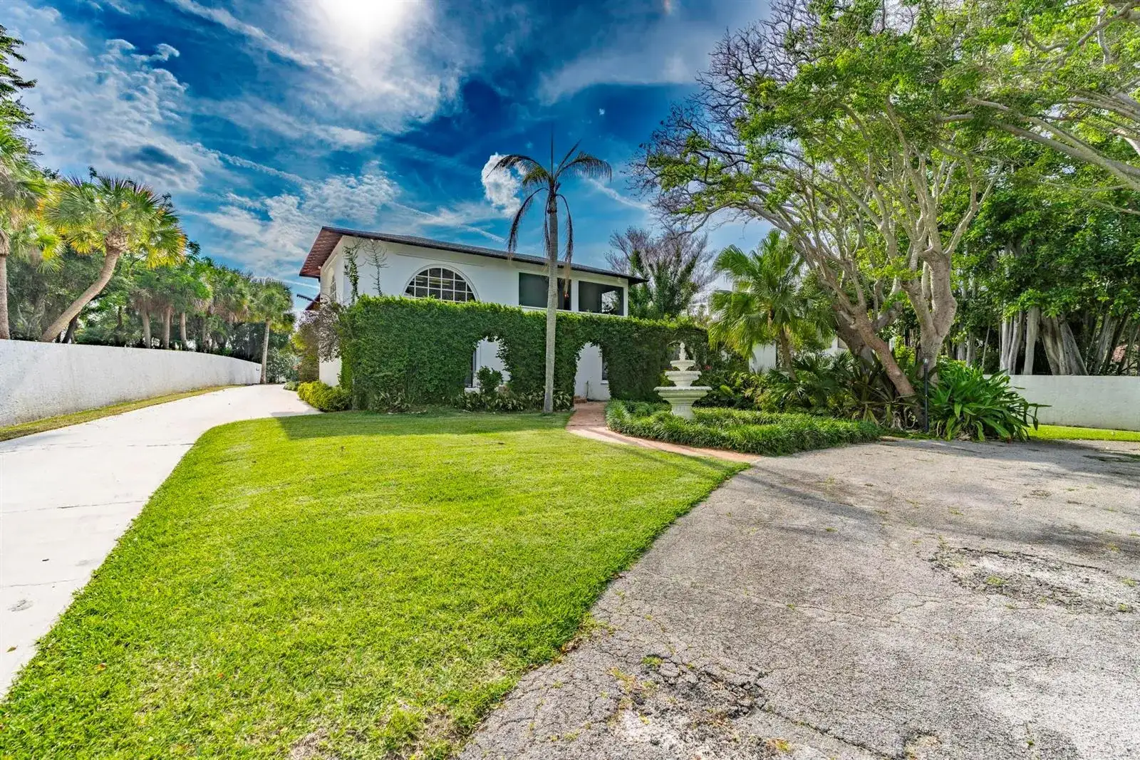 1009 S Indian River Drive, Fort Pierce FL 34950 photo 2