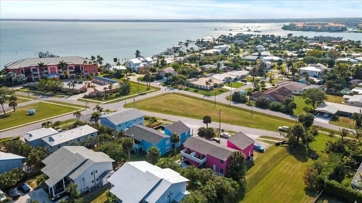 646 Eldorado Street, Fort Pierce FL 34949 photo 4