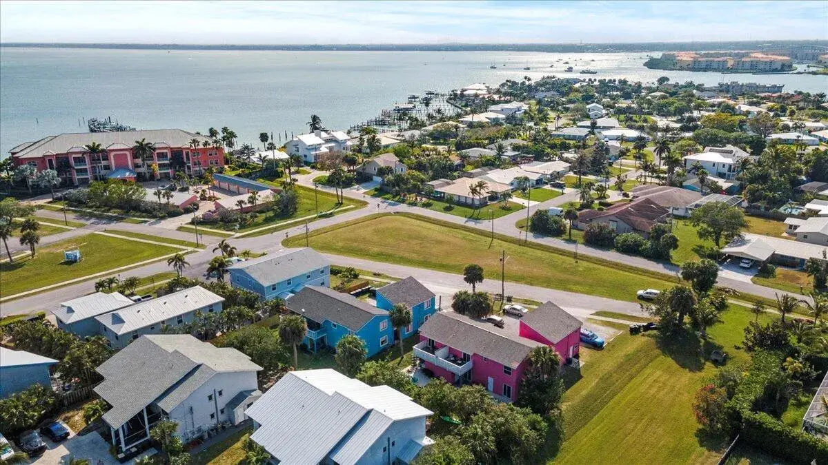 646 Eldorado Street, Fort Pierce FL 34949