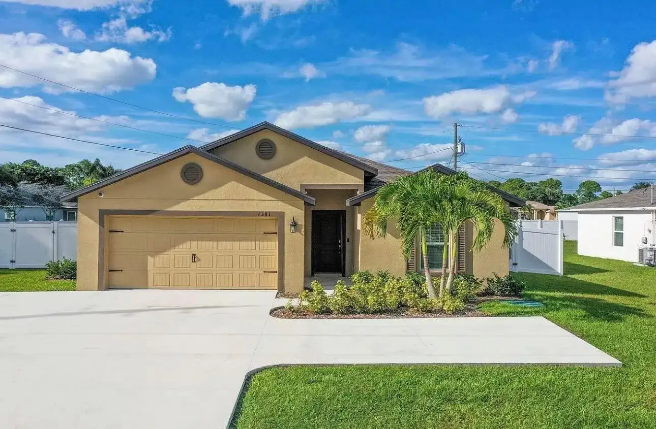1381 SW Paar Drive, Port St. Lucie FL 34953 photo 2