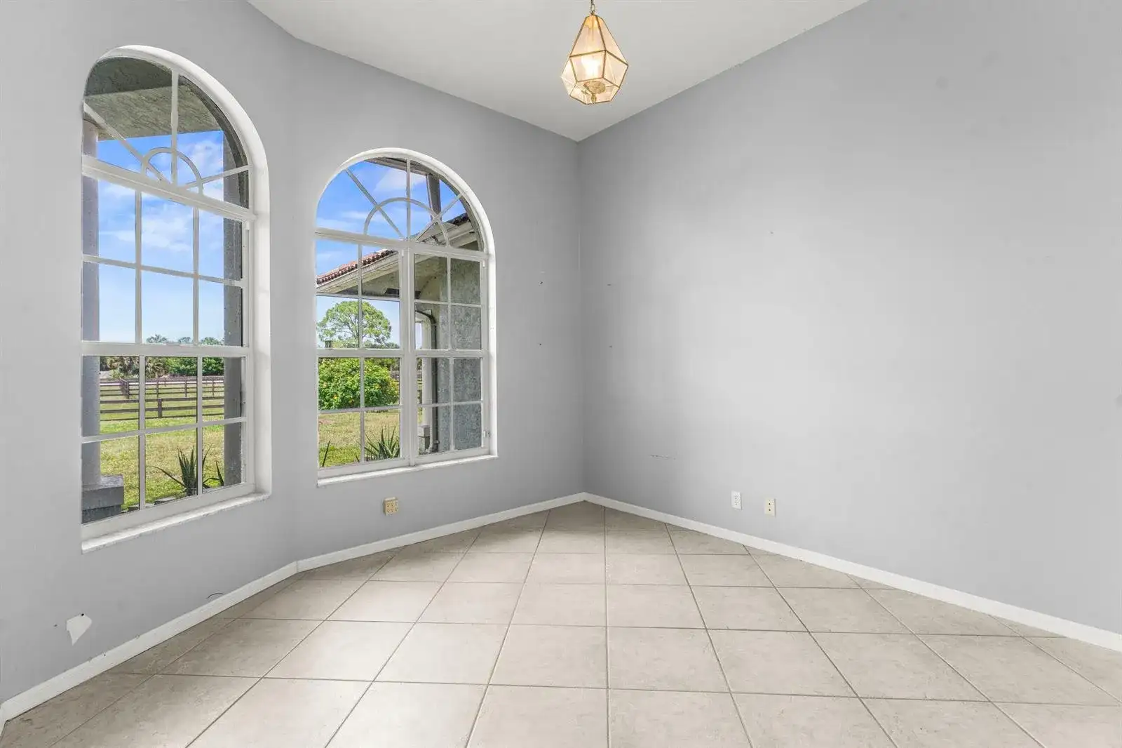 19482 Green Grove Court, FL 33470 photo 4
