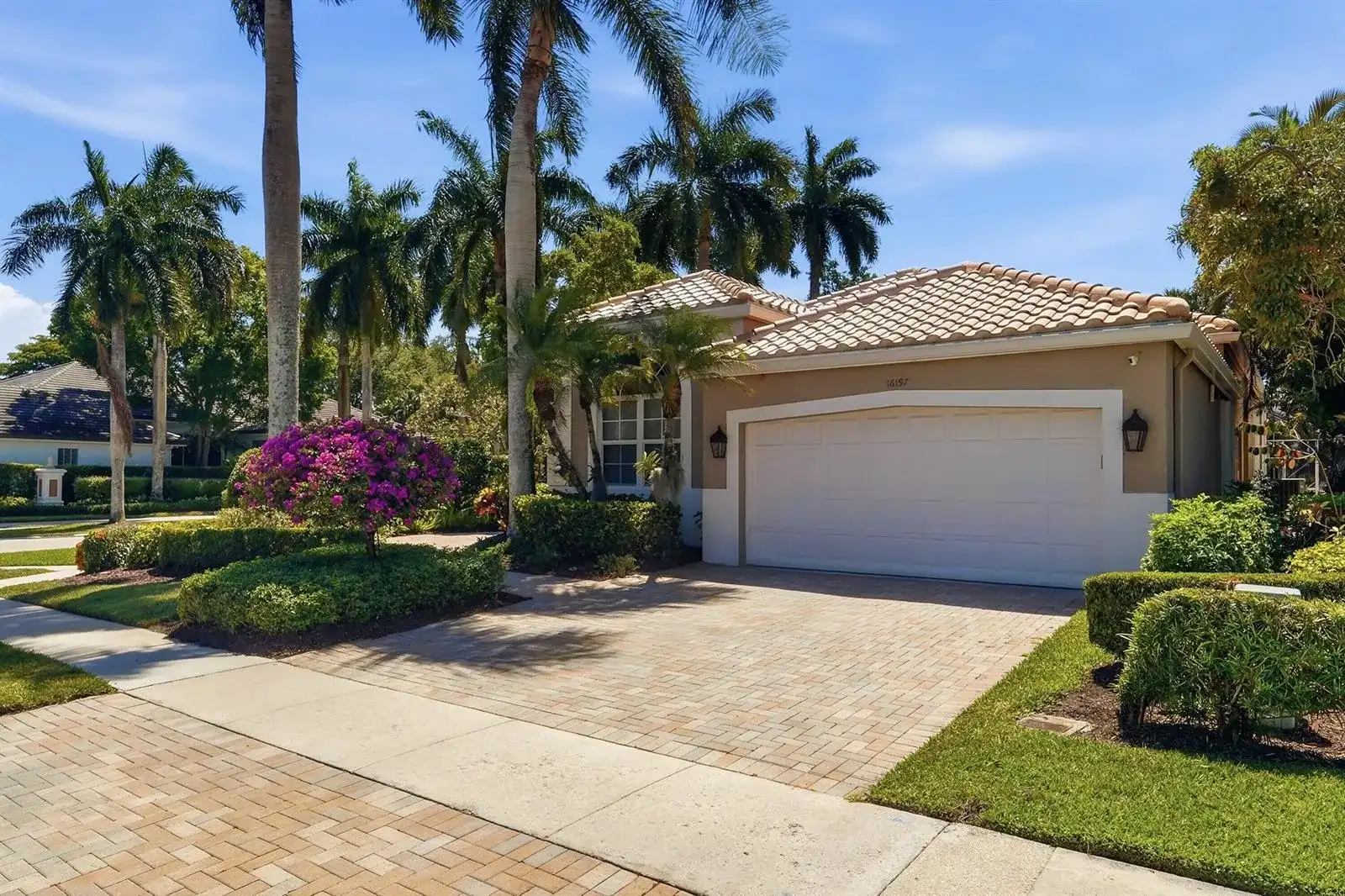 16197 Villa Vizcaya Place, Delray Beach FL 33446