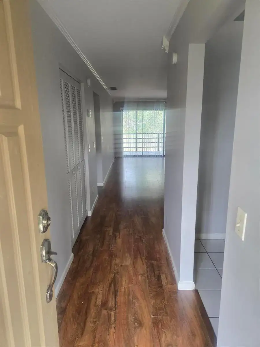 400 18th Street # 5, Vero Beach FL 32960 photo 3