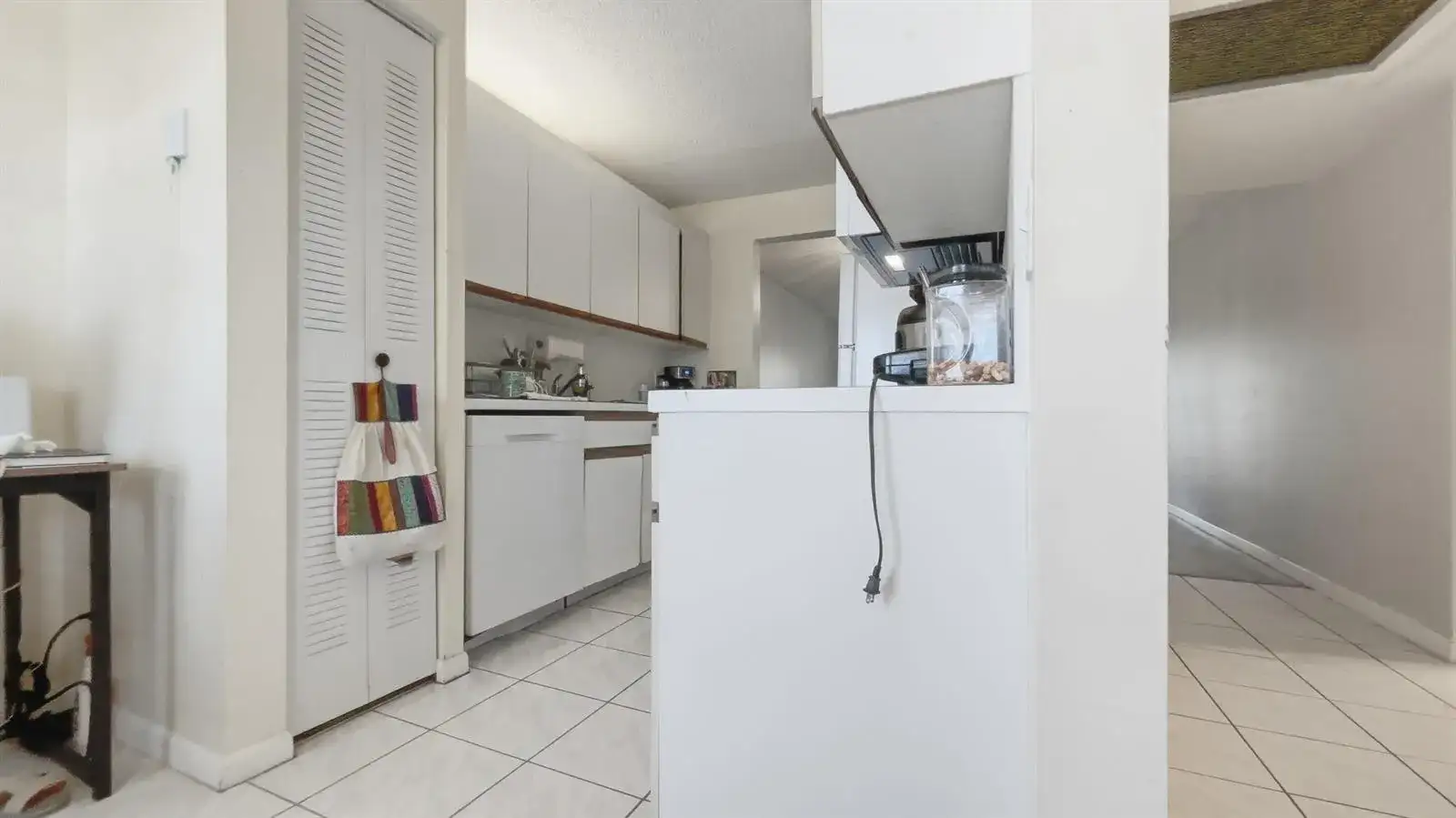 1200 SW 124th Terrace # 208o, Pembroke Pines FL 33027 photo 4