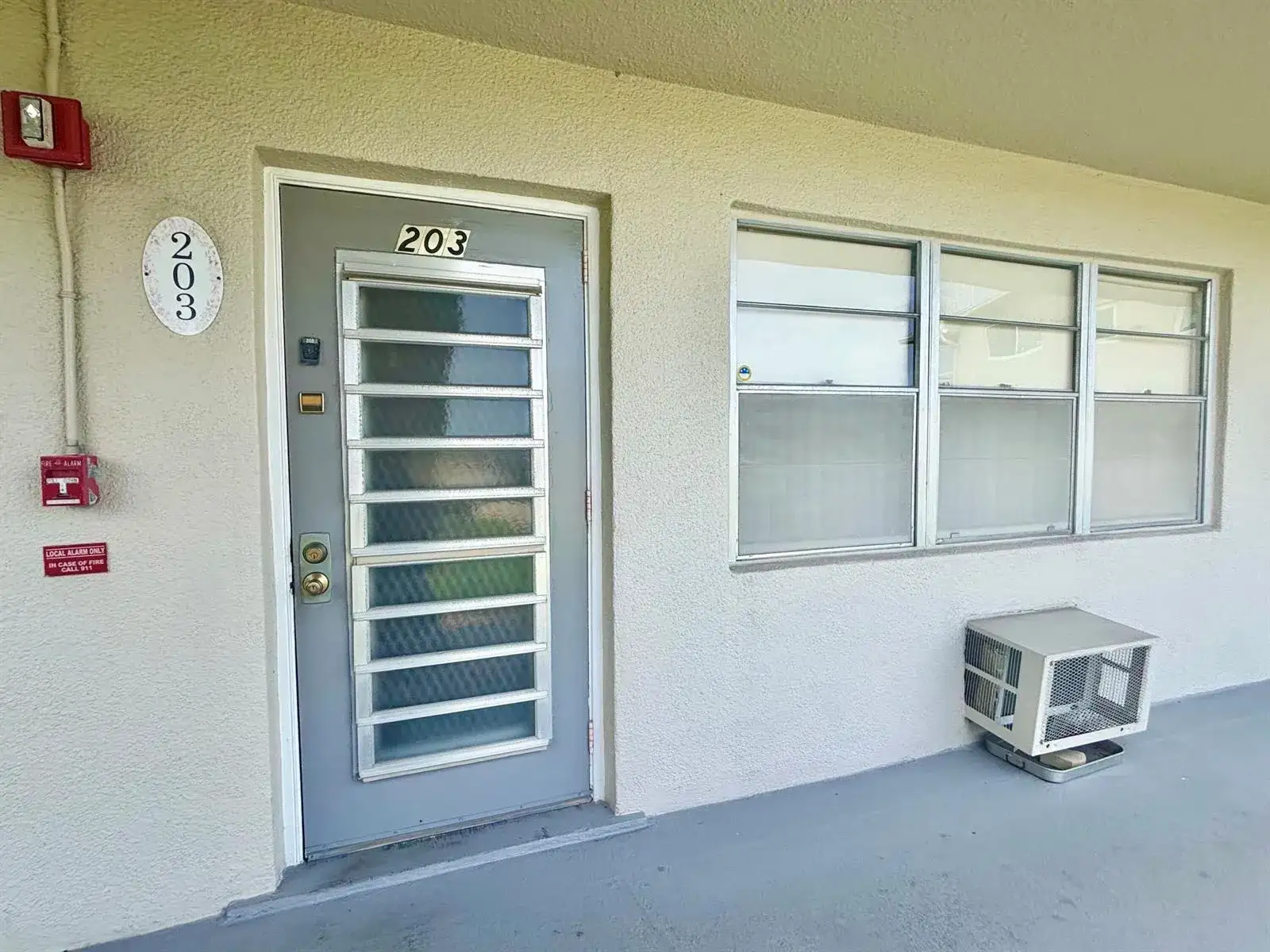 203 Farnham I, Deerfield Beach FL 33442 photo 5