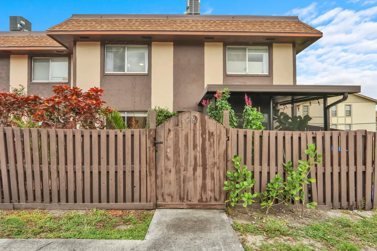 2116 Sherwood Forest Boulevard # 28, West Palm Beach FL 33415 photo 2