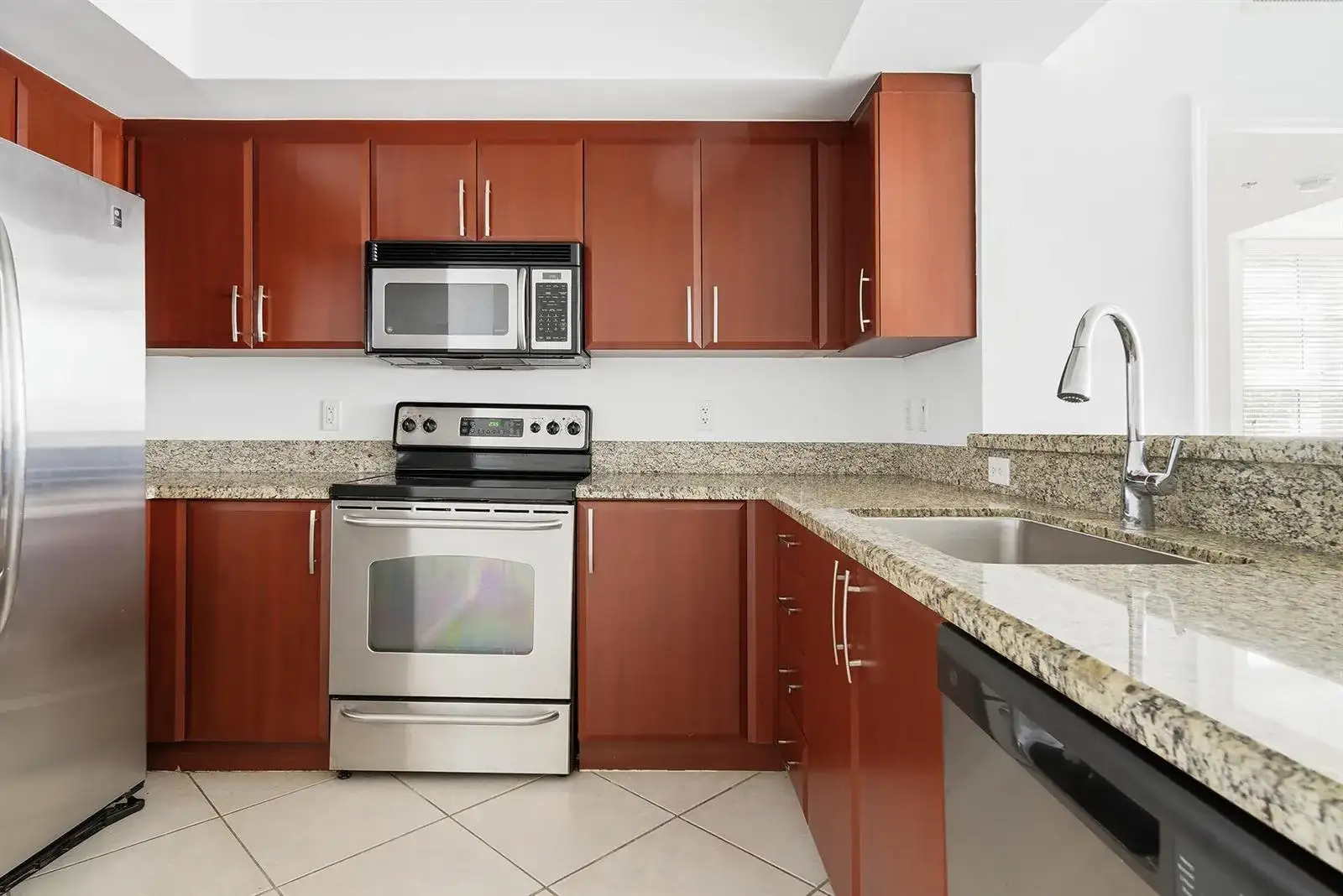 403 S Sapodilla Avenue # 218, West Palm Beach FL 33401 photo 2