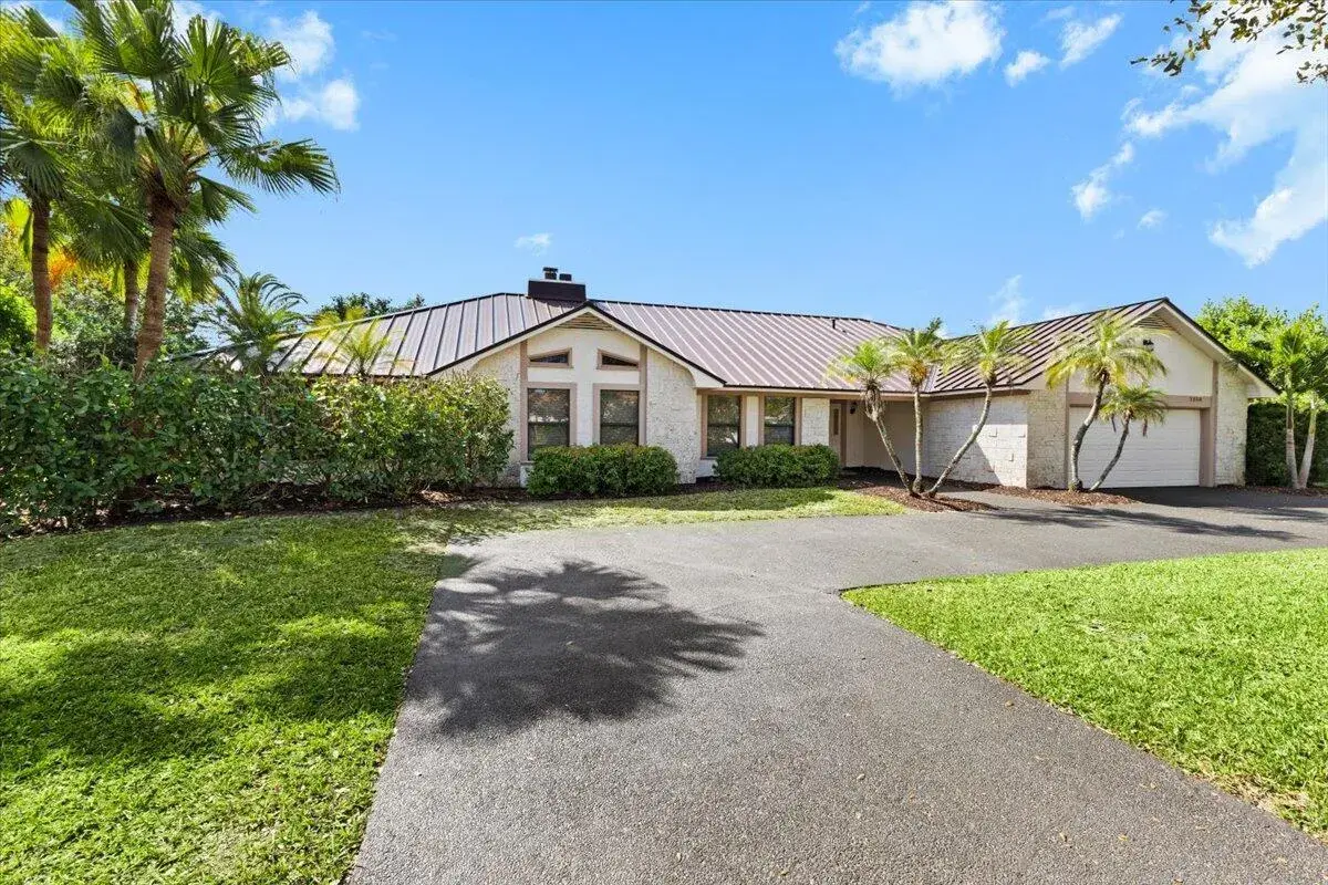 2350 NW 105th Terrace, Coral Springs FL 33065