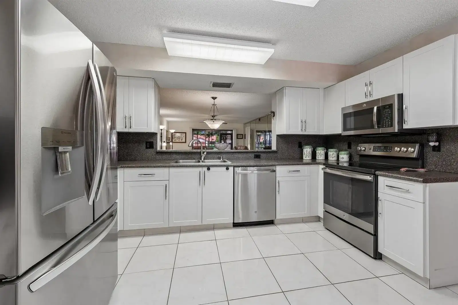 9681 E Sills Dr E # 102, Boynton Beach FL 33437 photo 4
