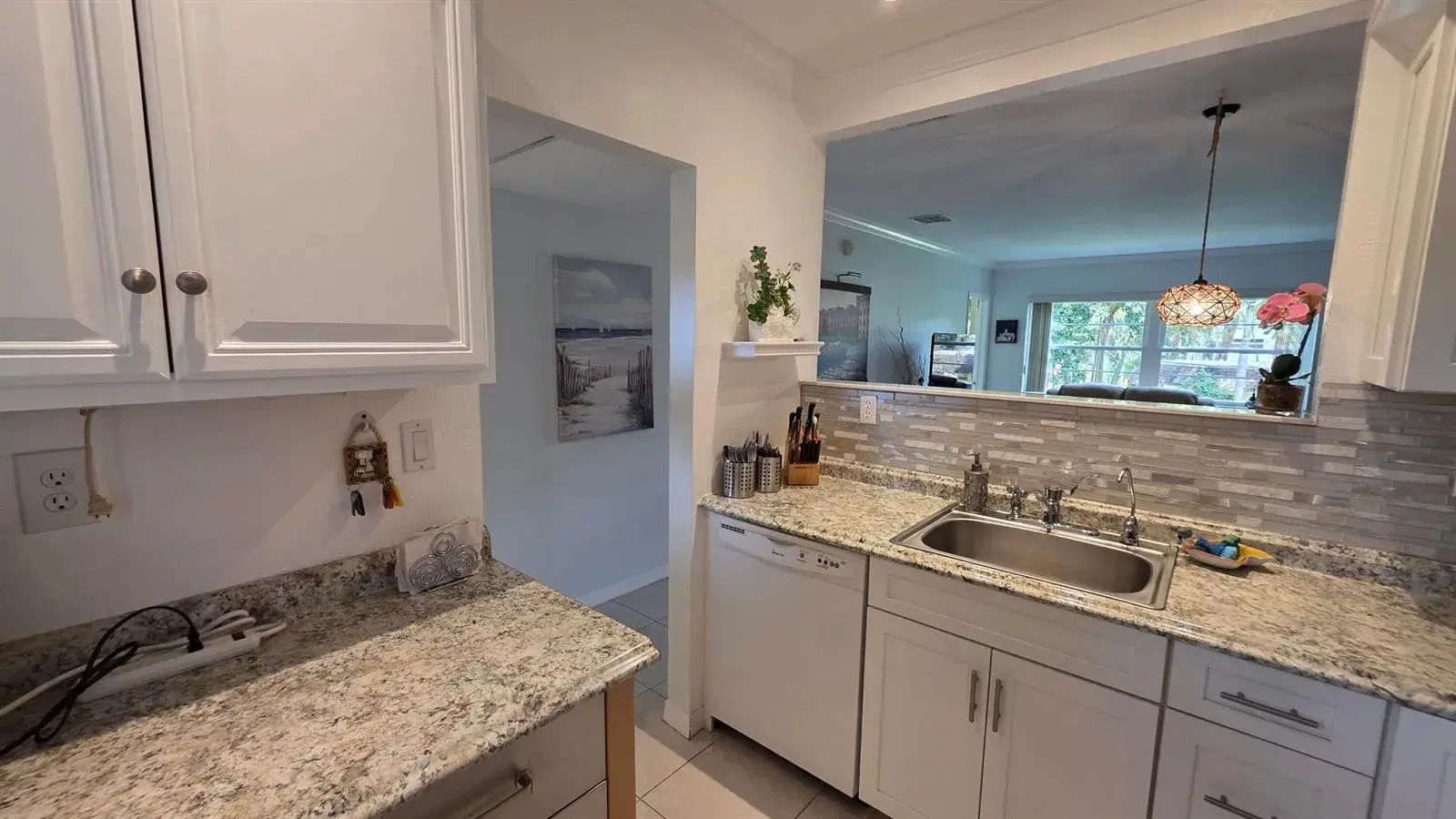 5161 W Oakland Park Boulevard # 206, Lauderdale Lakes FL 33313
