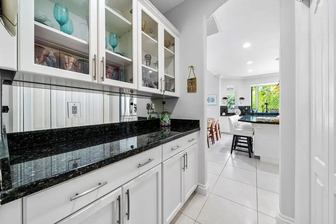 6990 Cypress Cove Circle, Jupiter FL 33458 photo 5